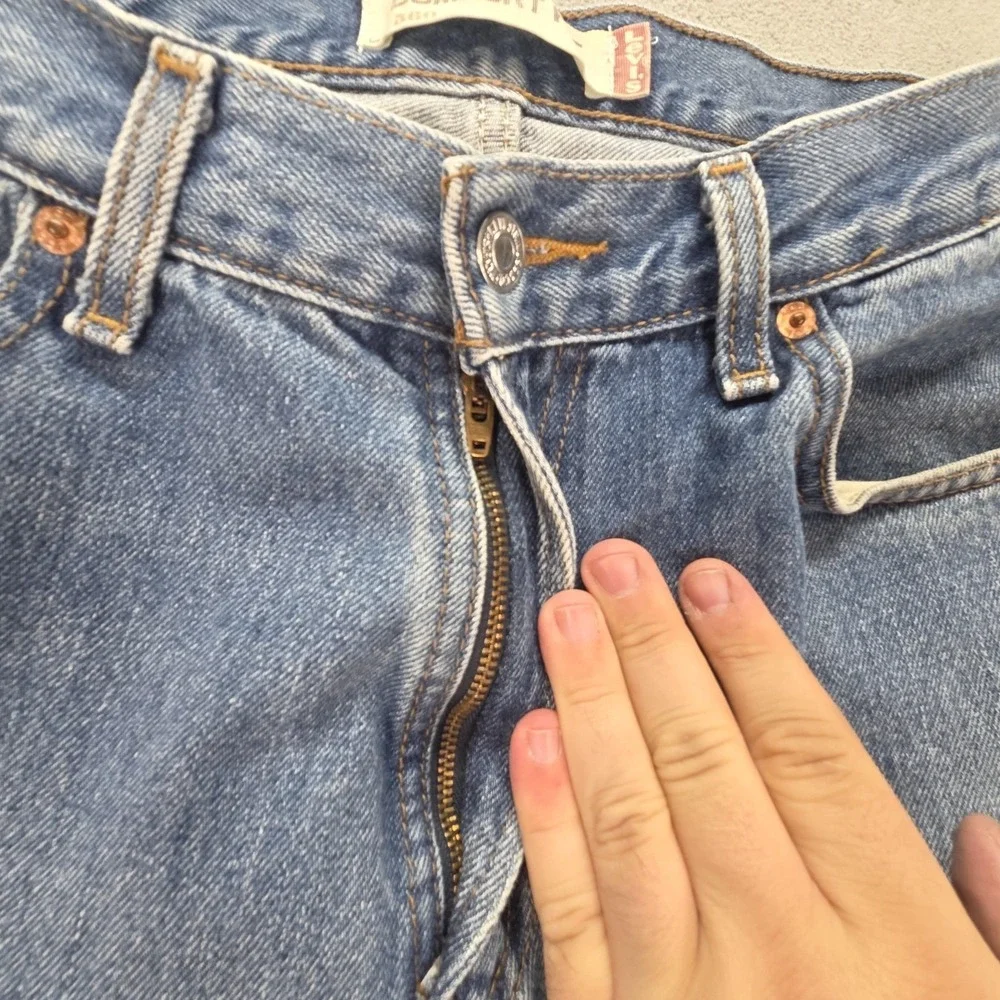 Levis‎ 560 Jeans Mens Medium Wash Blue Denim Relaxed Tapered Zip Fly Fits 30x28